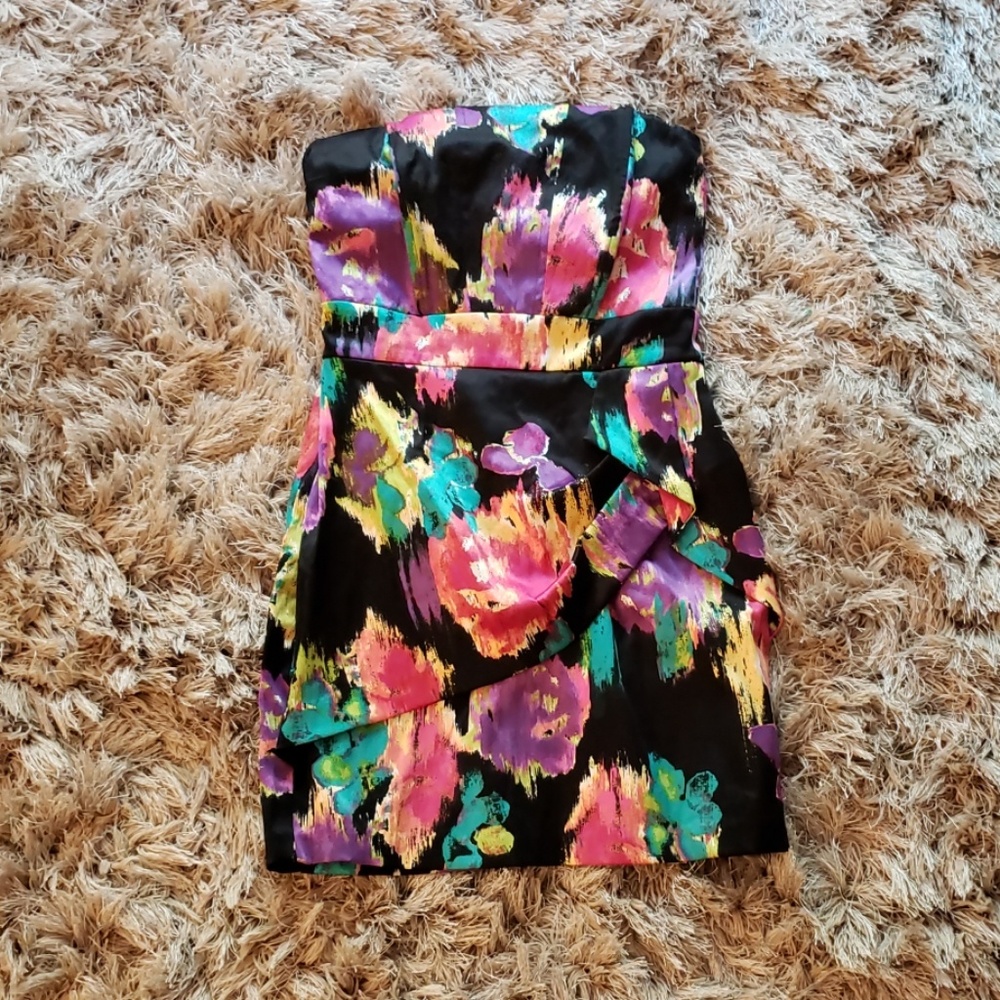 SPEECHLESS size 5 cocktail/prom dress